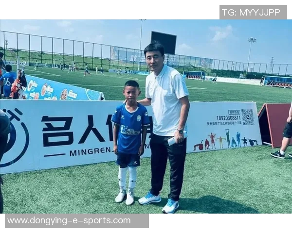 李伟锋:中国足球名将的成长历程与职业生涯回顾 李伟锋:中国足球名将的成长历程与职业生涯回顾